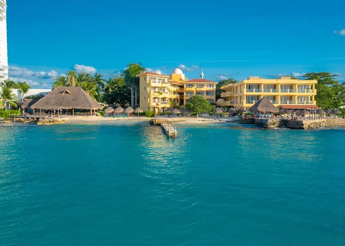Playa Azul Hotel